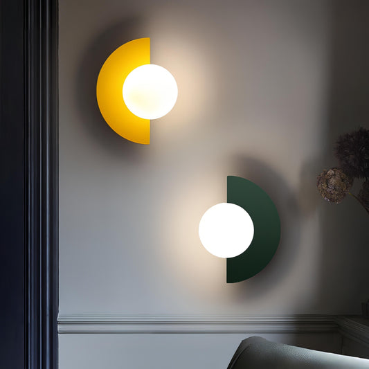 HaloNordic – Semi-Circular Nordic Wall Lamp