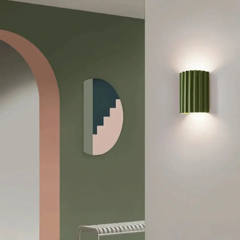 Ardea – Modern Resin Wall Lamp