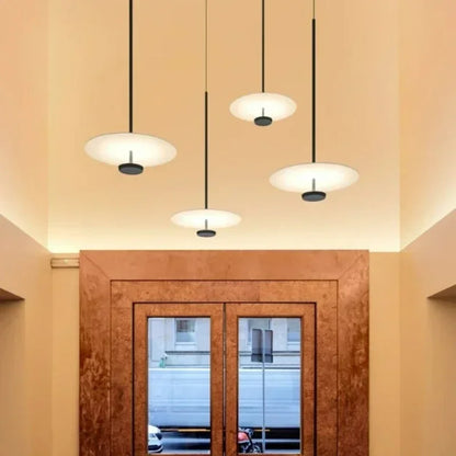 ArcLume – Elegant Modern Pendant Lamp