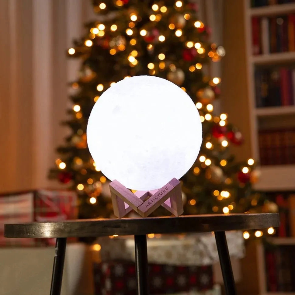 LunaGlow – 3D Printed LED Moon Lamp | Wooden Base & 6 Colours