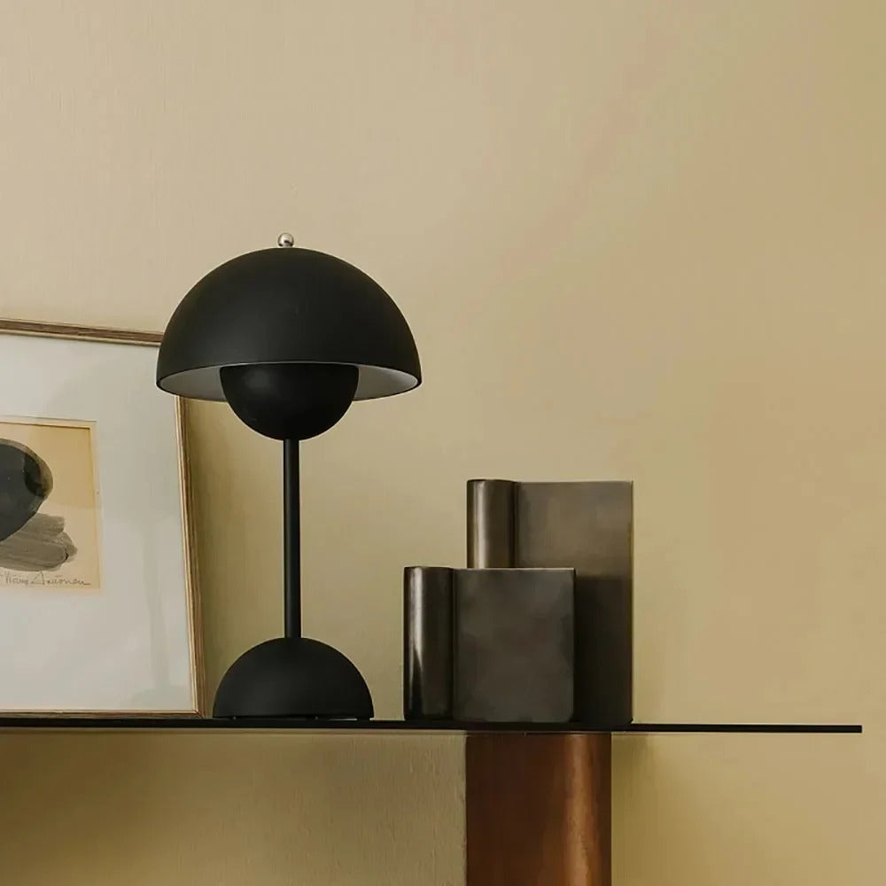 Aurora – Modern Nordic Dome Table Lamp