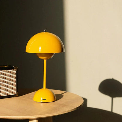 Aurora – Modern Nordic Dome Table Lamp