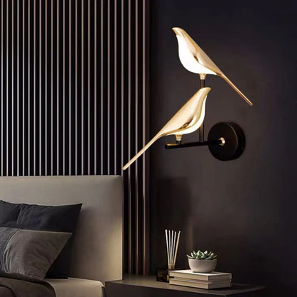 AuriBird – Modern LED Bird Wall Lamp in Gold Design