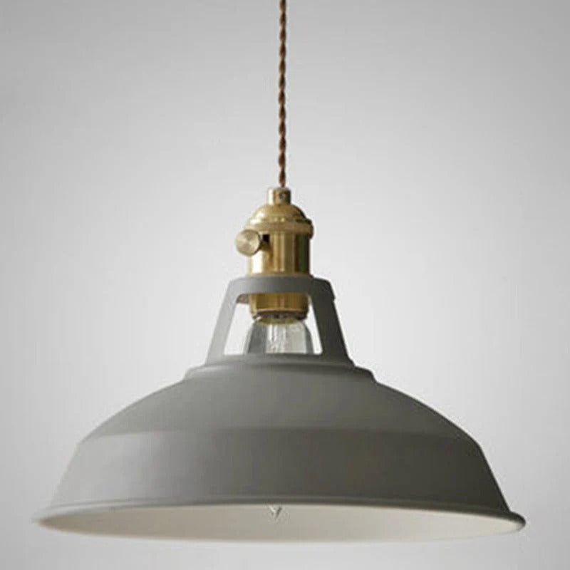 IndusRetro – Vintage Industrial Metal Pendant Lamp